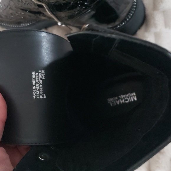 MICHAEL KORS COMBAT BOOTS - Picture 3 of 4